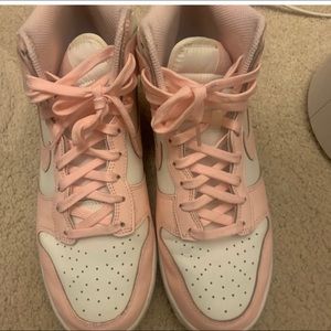 Womens high top Jordan’s